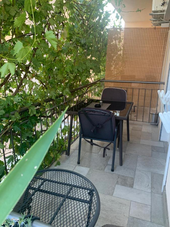 Old Port Apartment Baska Voda Bagian luar foto