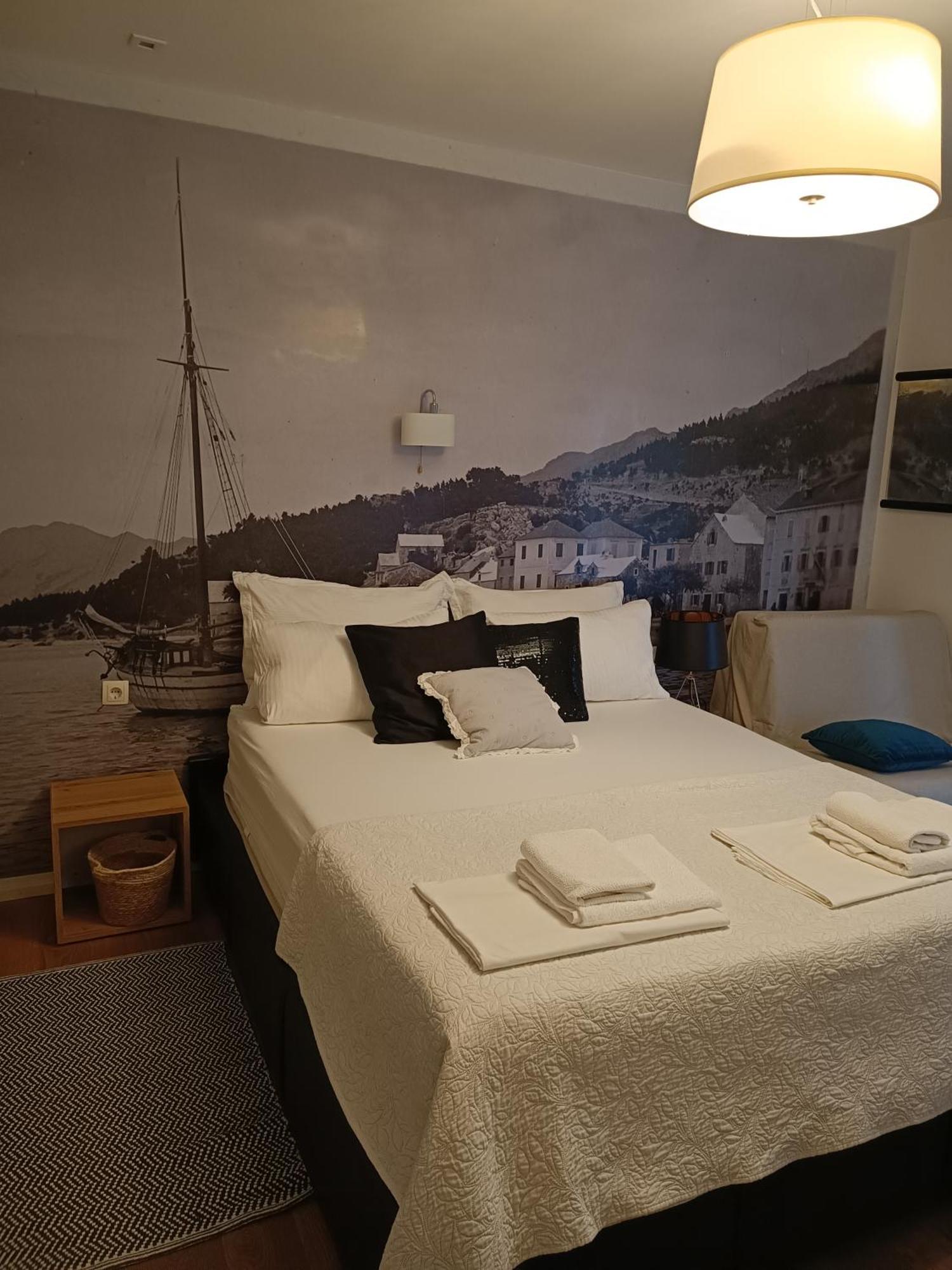 Old Port Apartment Baska Voda Bagian luar foto